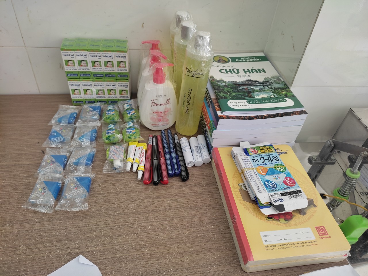 Dong-goi-giay-to-tai-lieu-gui-di-nuoc-ngoai-2